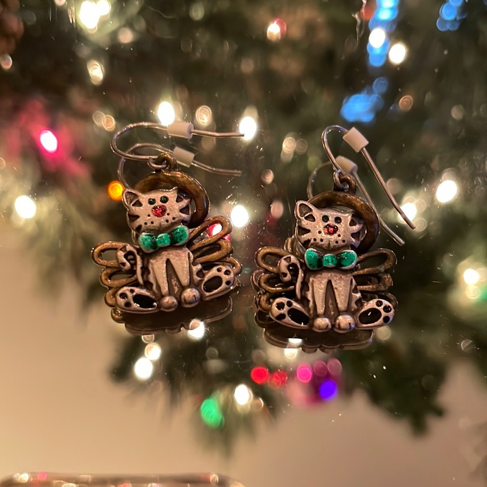 FREE! Free Angel cat earrings with any purchase*